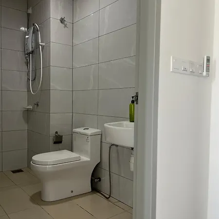 Industrial 2Br 8Pax Impression City 5Mins Totown Malacca Exterior photo