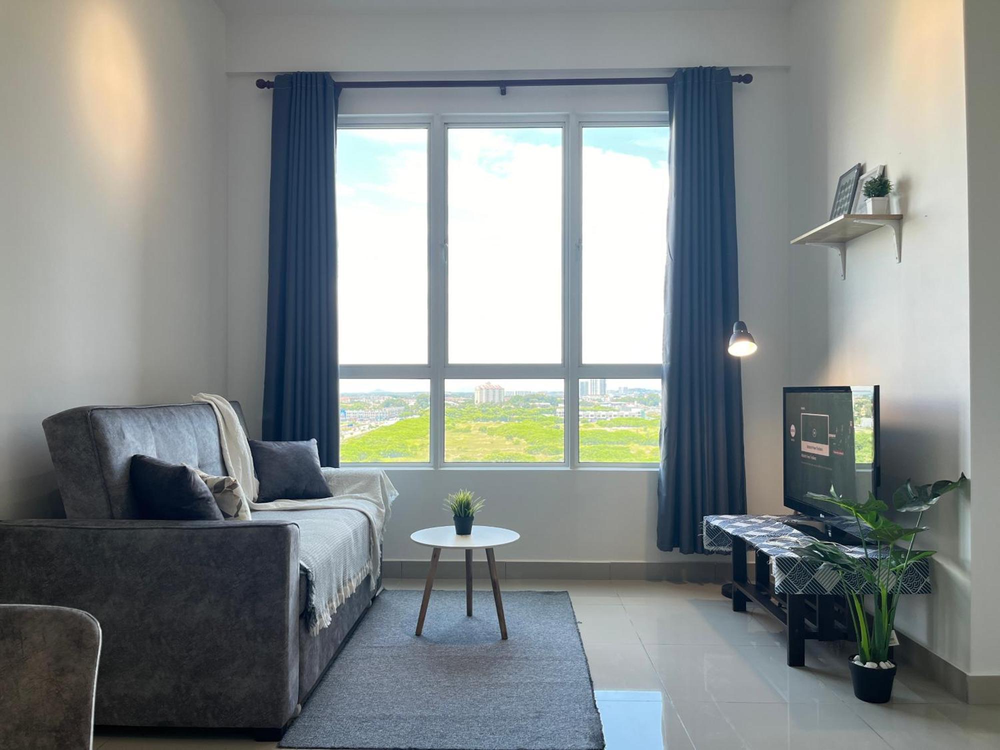Industrial 2br 8pax Impression 5mins Totown * Malacca